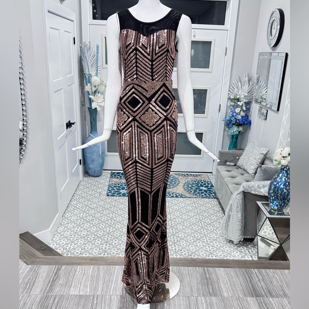 NWOT 🖤❤️ Black Sweater Knit Midi Dress with Floral Accents - Picture 15 of 17
